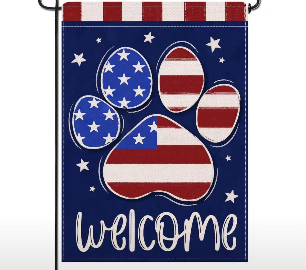Patriotic Paw Print Welcome Garden Flag, Outdoor Seasonal Decorative Flag with Red White and Blue Stars and Stripes Design