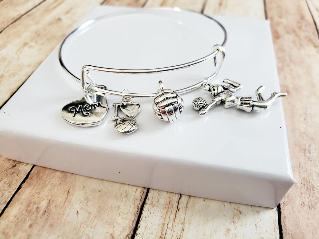 Volleyball Mom Bracelet | Team Mom Gift, Sports Mama Jewelry, Volleyball Heart Charm