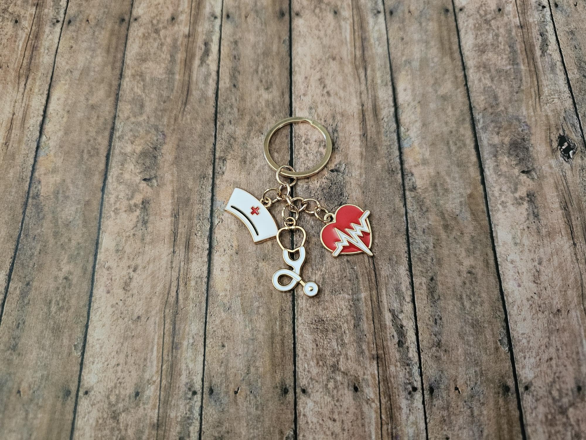 Nurse Appreciation Keychain Gift Set, Enamel Nurse Cap and Heart Charm, Thank You Gift for Healthcare Workers, Nurse Week