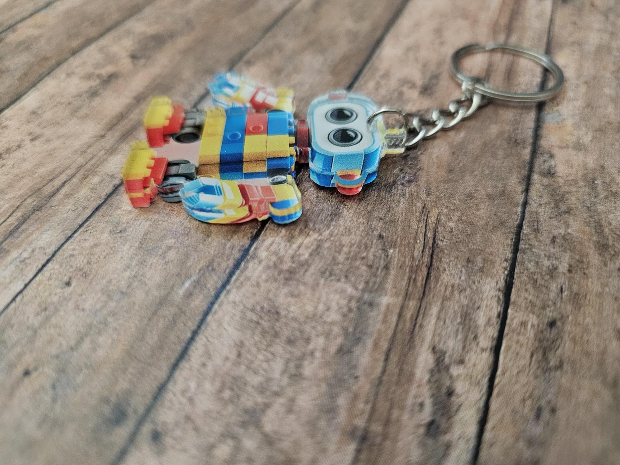 Colorful Block Robot Keychain, Cute Mini Robot Bag Charm, Backpack Accessory, Fun Gift for Kids and Adults