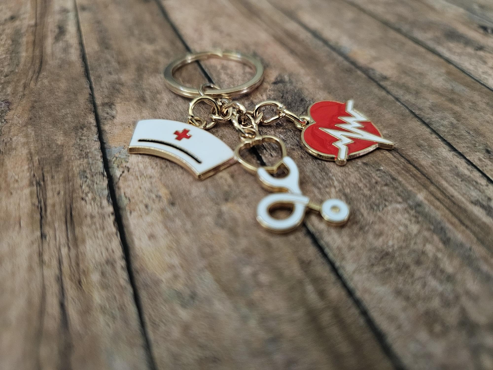 Nurse Appreciation Keychain Gift Set, Enamel Nurse Cap and Heart Charm, Thank You Gift for Healthcare Workers, Nurse Week