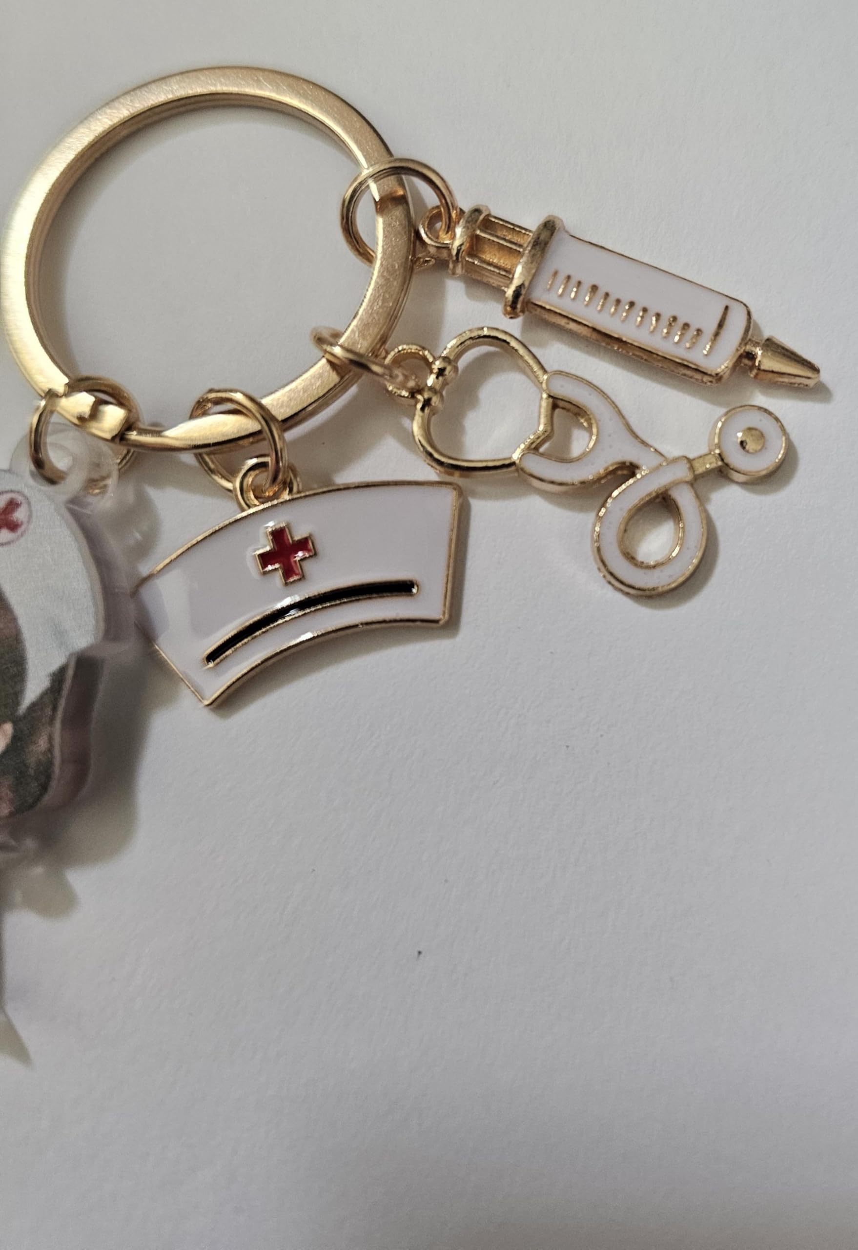 Nurse Appreciation Keychain, Cute Medical Charm Gift for Healthcare Heroes, with Stethoscope, Syringe and Nurse Cap Charms