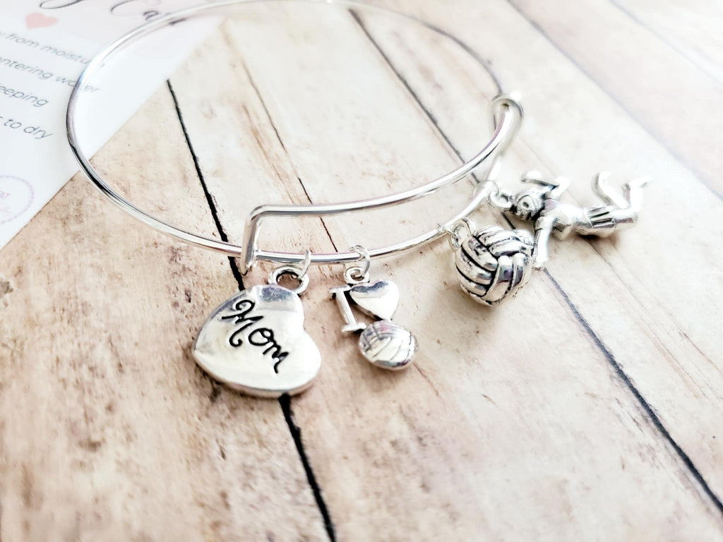 Volleyball Mom Bracelet | Team Mom Gift, Sports Mama Jewelry, Volleyball Heart Charm